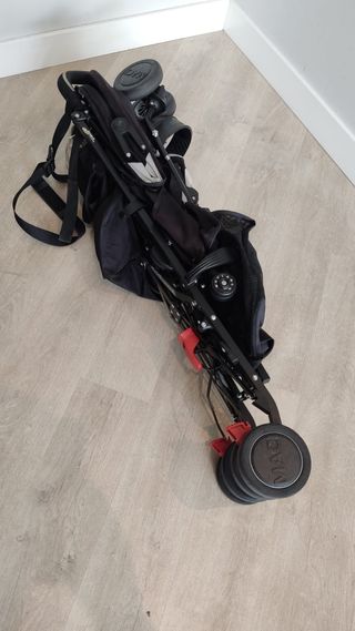 Silla paseo Maclaren (como nueva) URGE VENTA