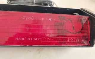 Radiocasete coche y luz freno