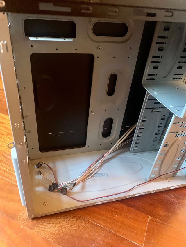 Case PC fisso Computer desktop lamiera metallica