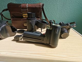 Cámara de Fotos Mamiya ZE-2 analógica