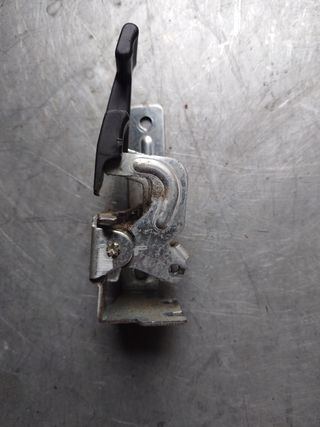 Tirador maletero honda Civic ek