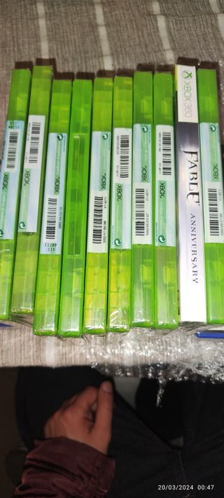 LOTE 10 JUEGOS PRECINTADOS DE XBOX 360 + REGALOS