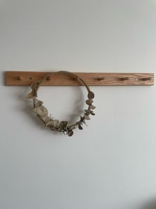 Percha de madera 