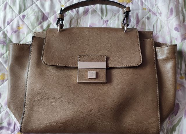 BOLSO DE PIEL COCCINELLE