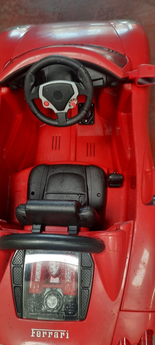 Coche ferrari para niños@