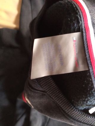 Sudadera Tommy Sport en buenas condiciones