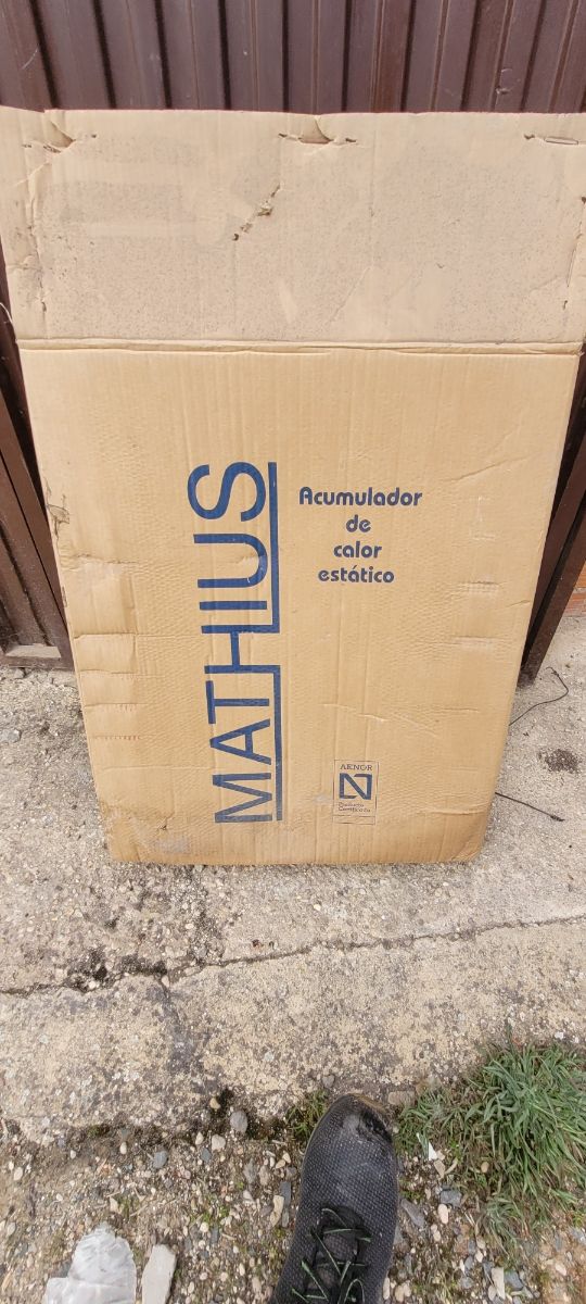 Acumulador eléctrico calefactor 