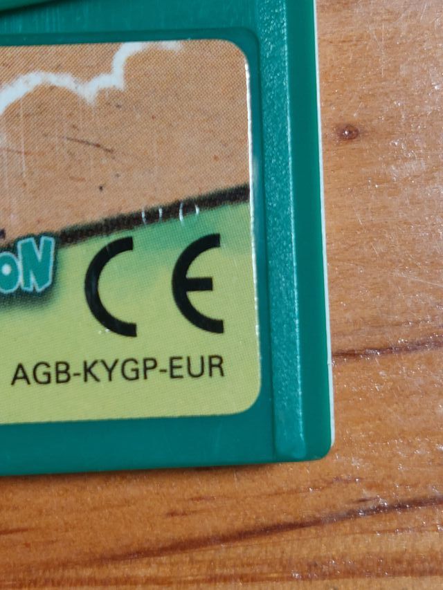 YOSHIS UNIVERSAL GRAVITATION 100% ORIGINAL ESPAÑA