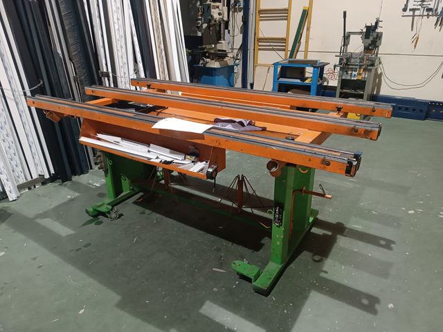 BANCOS EXTENSIBLES DE MONTAJE CDR