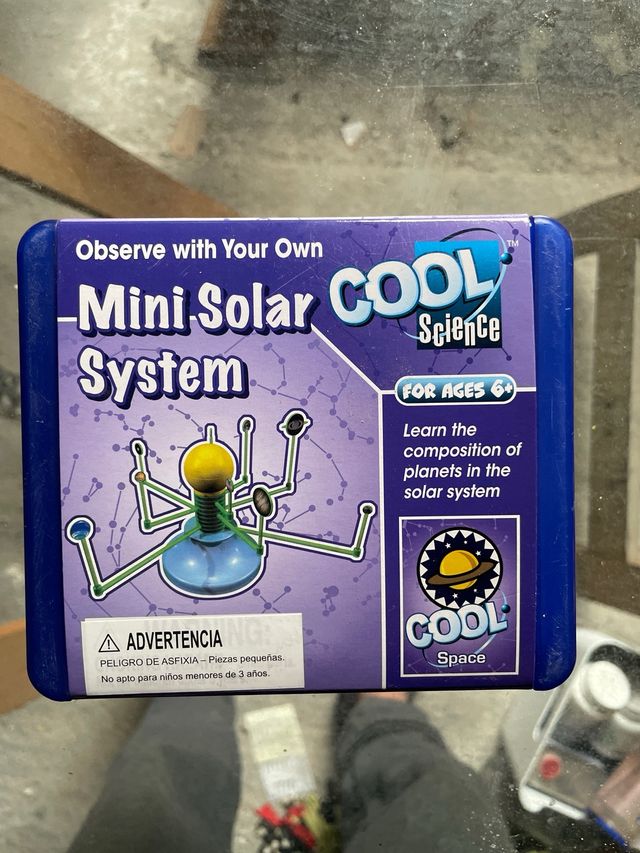 Juguete cientifico. Mini sistema solar