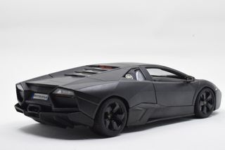 Lamborhini Reventón 1:18