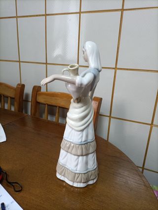 Figura porcelana vintage
