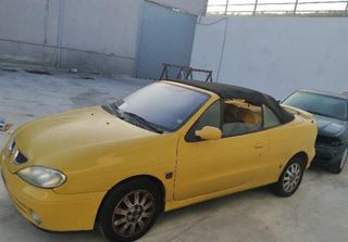 Renault 115026 7700427870g faro derecho megane 1.6