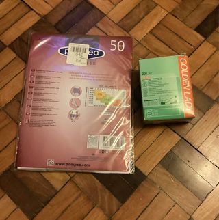 Due paia di collant per donna