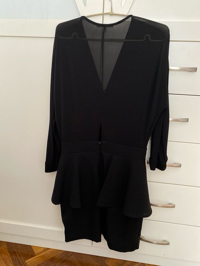 Vestido negro nuevo