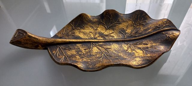 Portaogetti foglia dirata