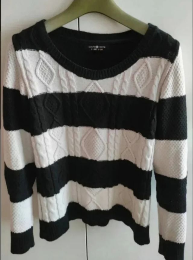 Maglioncino bicolore a righe