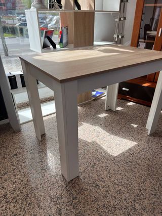 Mesa Auxiliar CLOE Modelo #nordico