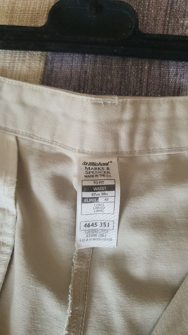 Pantalon corto con pinzas