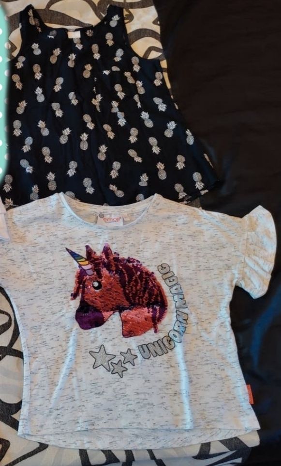 Lote 2 camisetas niña verano 9-10 años.