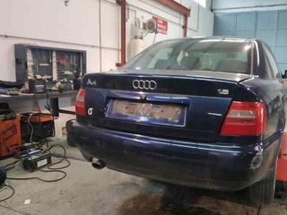 Centralita motor uce 8d0907557s audi a4 1.8 237534