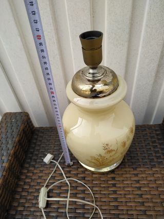 Lampara de mesa antigua