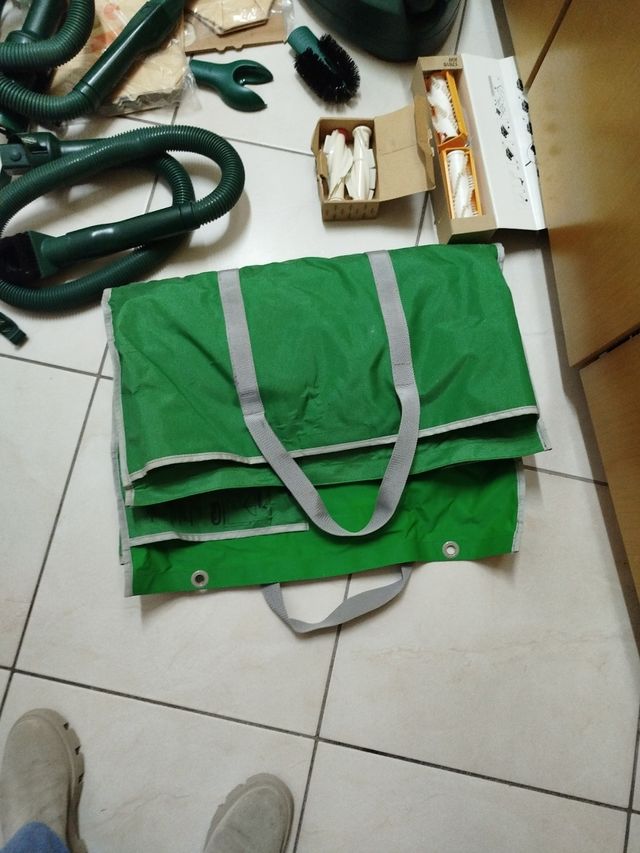 Vendo 17 Pezzi di worwerk 