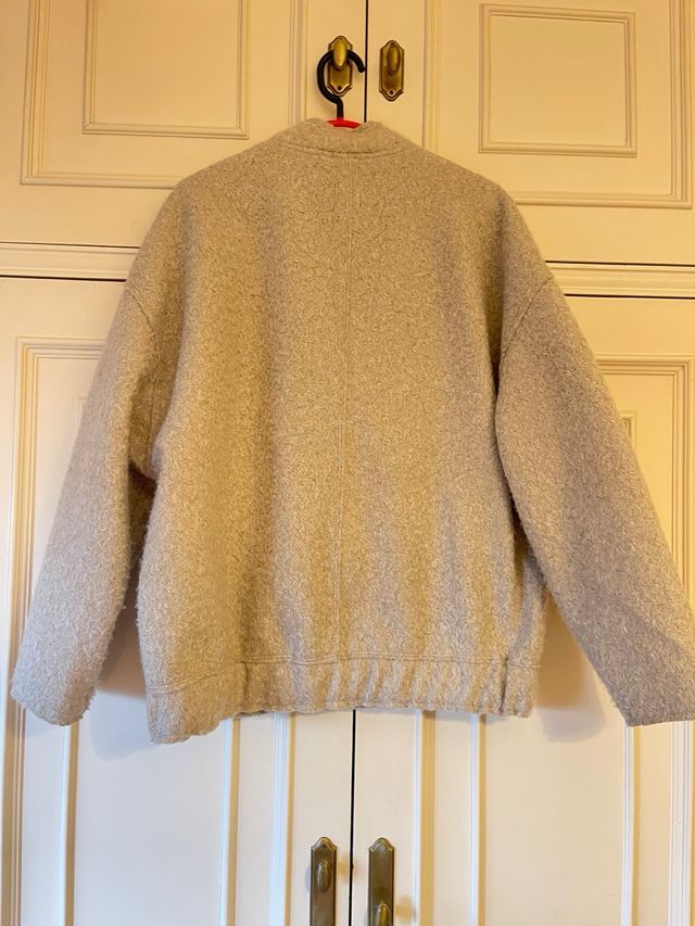 Chaqueta bucle oversize Zara