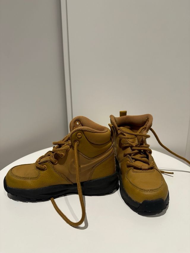 Zapatillas bota Nike