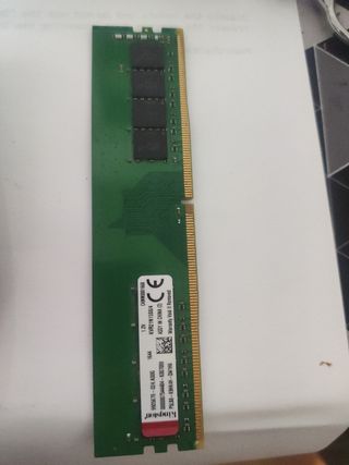 Memoria RAM ddr4 4 gigas