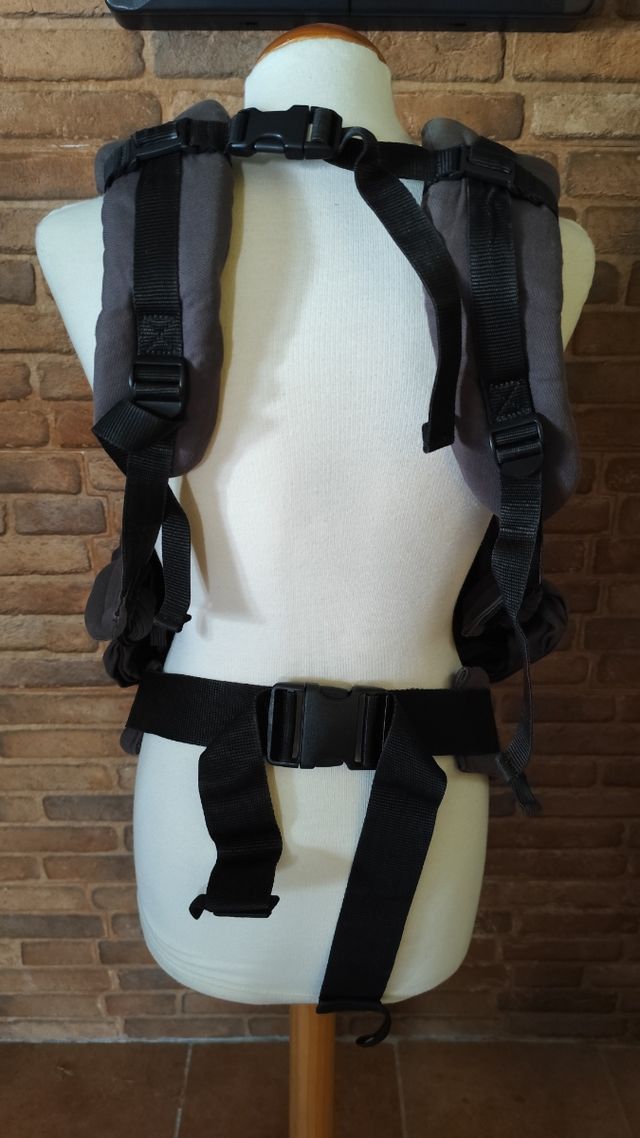 Mochila pañuelo porta bebé