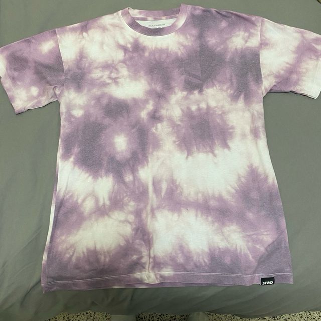 Camiseta lila tie dye