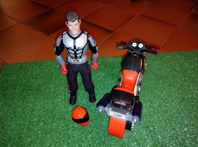ACTION MAN motorista