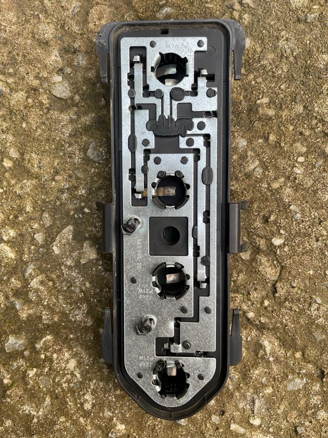 Portabombillas piloto coche