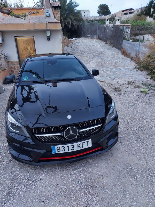 Mercedes-Benz Clase CLA 220