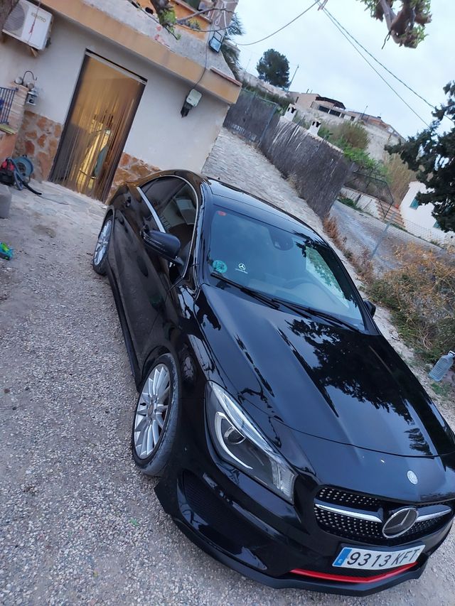Mercedes-Benz Clase CLA 220