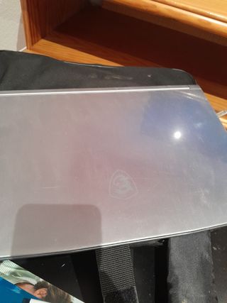 Msi intel core i7 tarjeta envidia quadro 32 gb