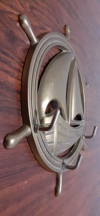 Bronce perchero antiguo. Llavero náutico marinero.
