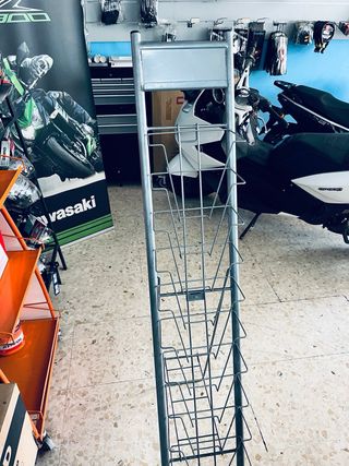 ESTANTERIA PARA CATALOGOS