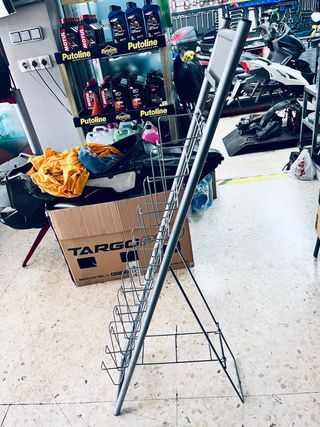 ESTANTERIA PARA CATALOGOS