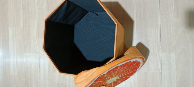 Taburete/puff con cajón