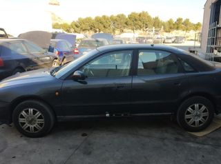 Centralita motor uce audi 038906018r a4 1.9 231304