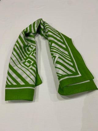 Pañoleta vintage verde