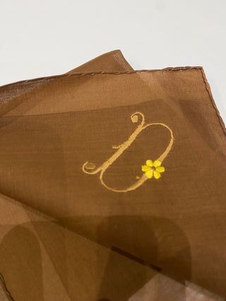 Pañuelo vintage marrón