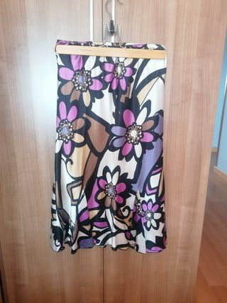 Falda midi de raso con cintura elástica