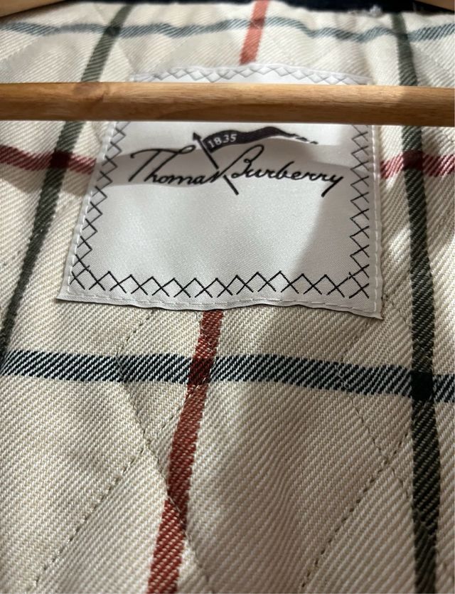 Impresionante abrigo Burberry