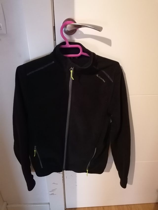 forro polar negro decathlon 12 años