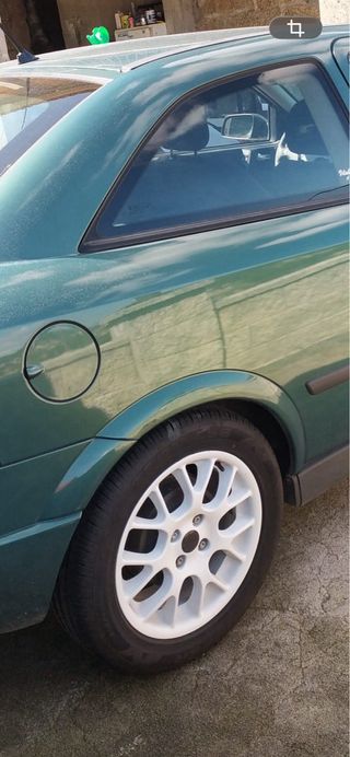 4 LLANTAS TIPO BBS 16” CON NEUMÁTICOS