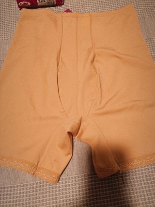 Faja control moldeadora