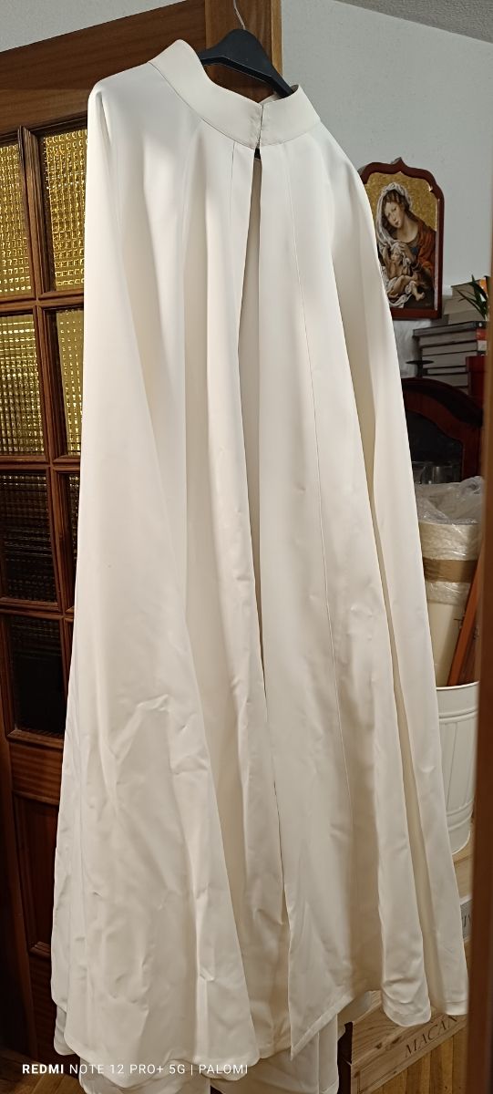 Capa caballero de Yuste